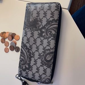 Michael Kors wallet